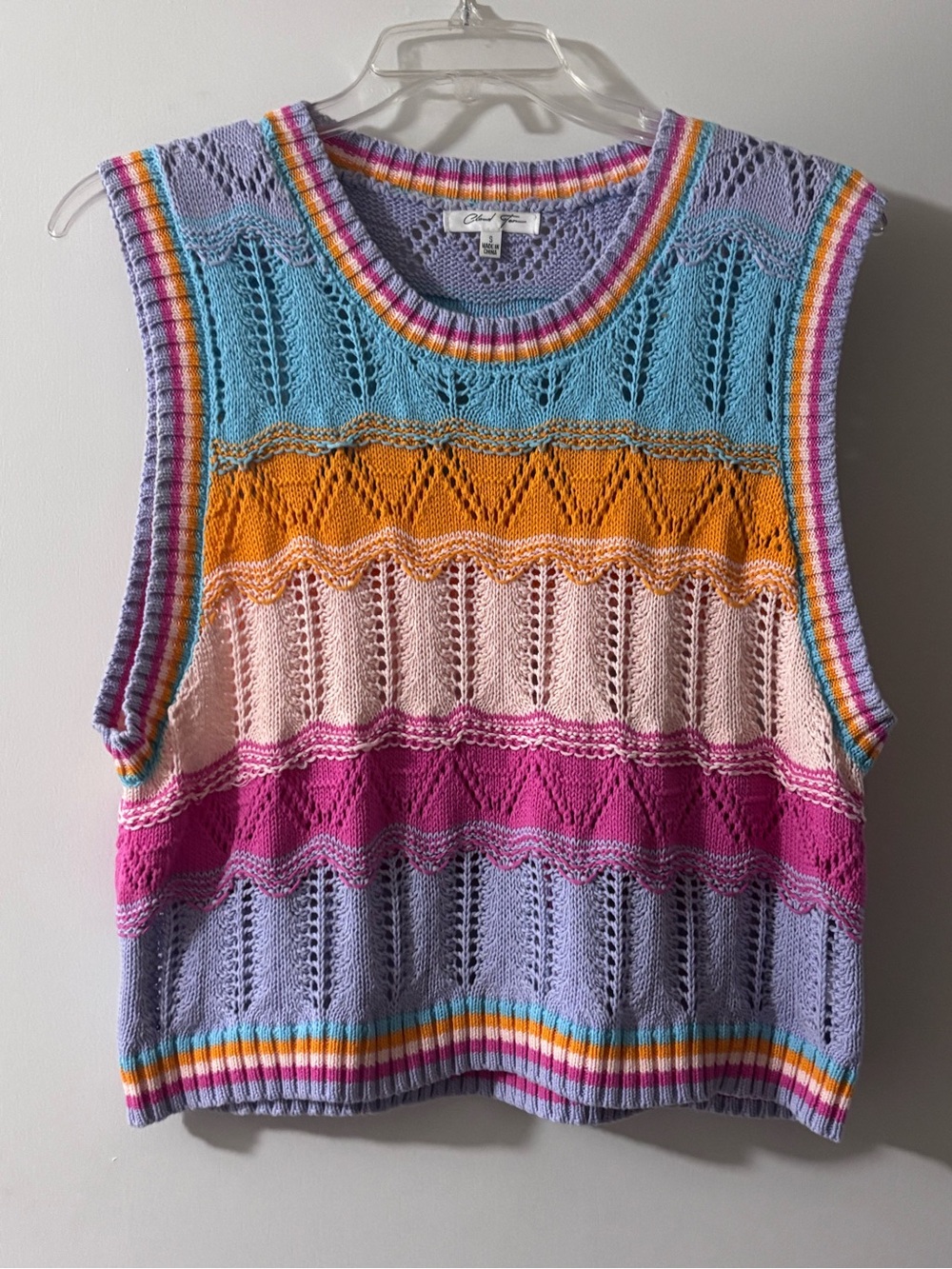 Cloud Ten Crochet Stripe Sleeveless Sweater Vest - Multicolor
